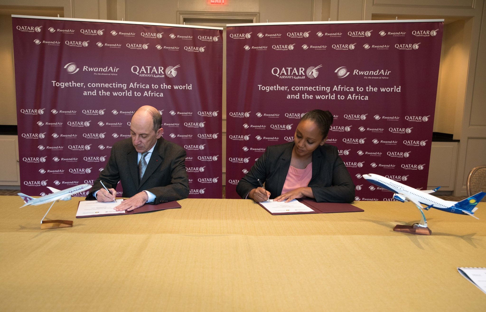 rwandair-and-qatar-airways-seal-milestone-codeshare-agreement